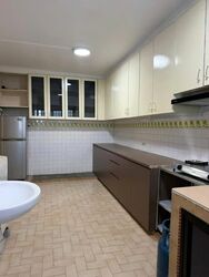 Blk 240 Yishun Ring Road (Yishun), HDB 5 Rooms #536968951